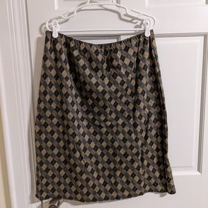 Orvis gently used skirt size large